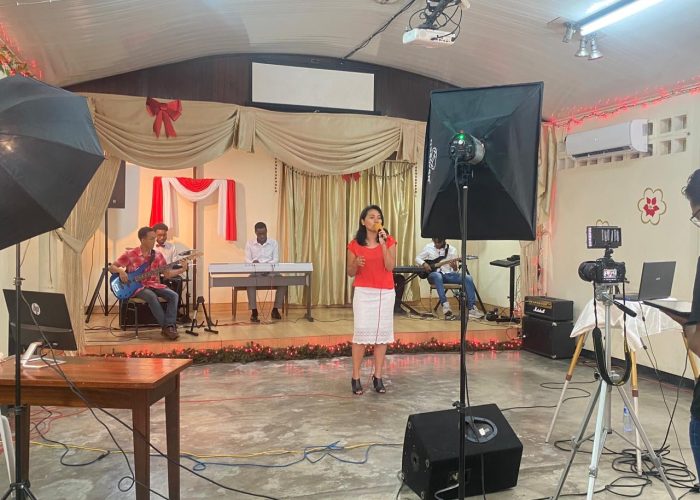 270128589_420667646510476_5443214070457040989_n